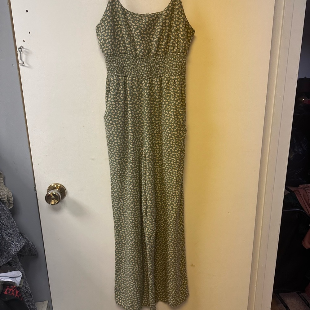Green Sleeveless jump suit